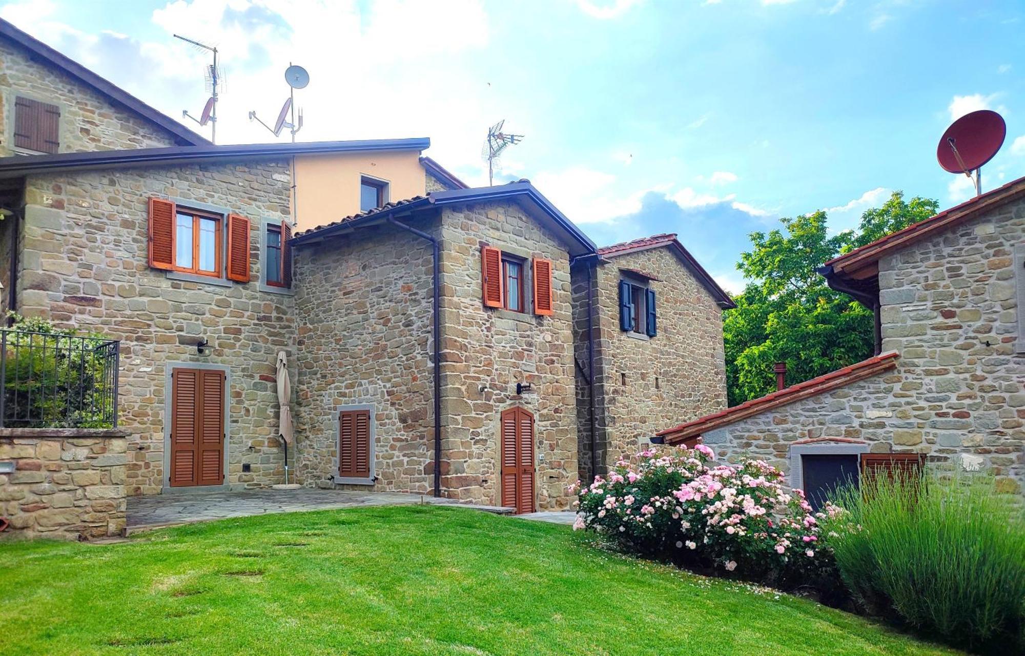 Podere Verdi Colline Poppi Bagian luar foto